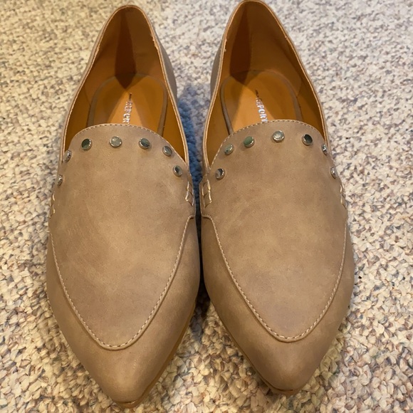 NWOT Donata Loafer Flat - Picture 4 of 4